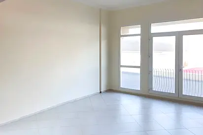 Stylish Studio| Spacious| Appliances | Vacant