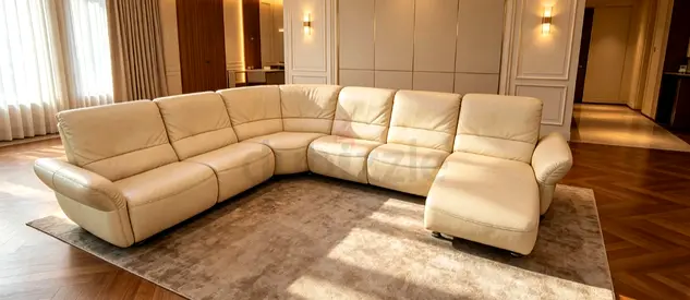 NATUZZI Cream Leather L-Shaped Reclining Sofa with Chaise - Excellent Condition