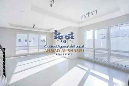 Brand New 4BR Villa || Private Garden || Covered Parking || Prime Location || Ready To Move