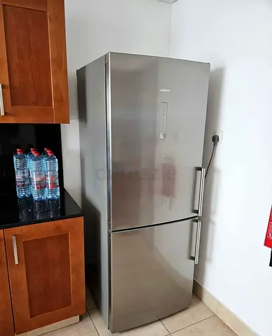 Siemens Bottom Freezer Refrigerator, 329 L