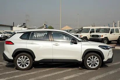 2026 Toyota COROLLA CROSS 照片 3