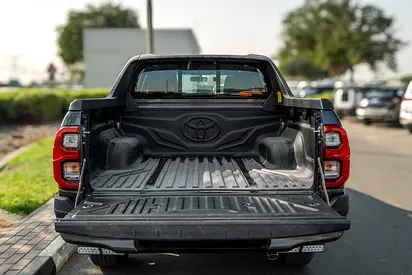صورة 13 لـ 2026 Toyota HILUX