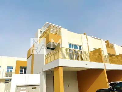 Wide Balcony | Community View | Vacant