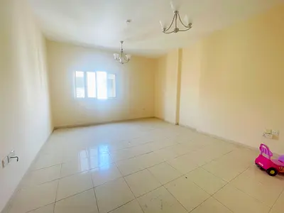 LEVISH 1bhk like brand new in close to muwaileh park in just 30k