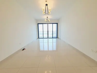 Like brand new 3 badroom apartment with maid room and full open view price 85k