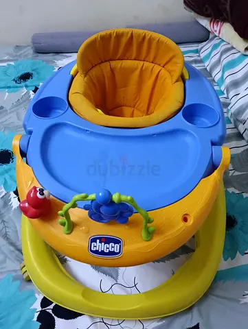 Chicco baby walker with tray and toy - good condition