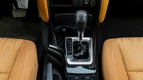 صورة 14 لـ 2025 Toyota FORTUNER