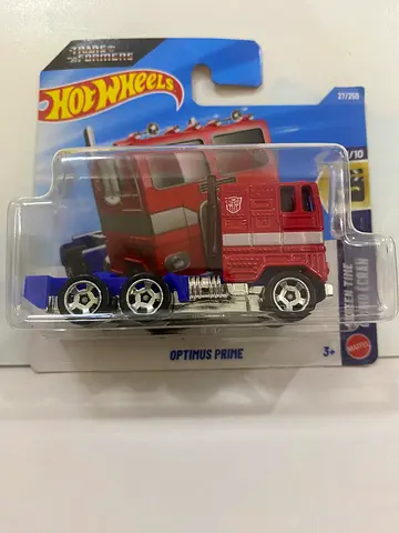 Hot Wheels Transformers Optimus Prime