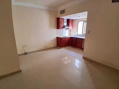 Luxury and Lavish studio good building near all madina rent 18k