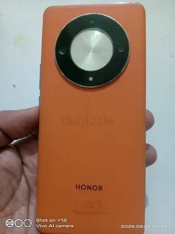Honor Magic Camera Phone with Circular Quad Camera - Good Working Condition