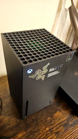 Xbox X almost new 1TB  . With orginal controller and With Scuf One Controller.