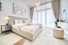 Brand New Luxury Master Room Metro 4 Minutes Walk