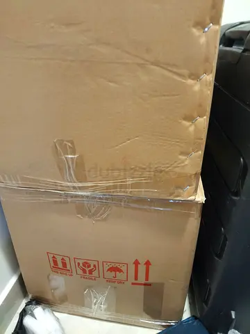 15 boxes, moving boxes used only 1 time. Large medium size