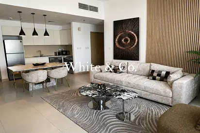 Vacant 29th | High Floor | Park View