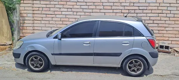 صورة 2 لـ 2006 KIA RIO