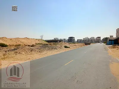 للبيع ارض سكنى تجارى بعجمان المويهات 3  G+1 مساحة الأرض 10.000