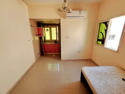 No deposit separate kitchen studio only 17k