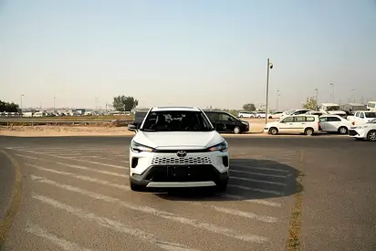 2026 Toyota COROLLA CROSS 照片 7