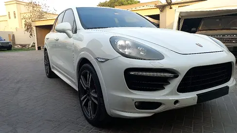 2014 Porsche Cayenne GTS in Excellent Condition a