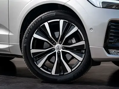 صورة 5 لـ 2024 Volvo XC60
