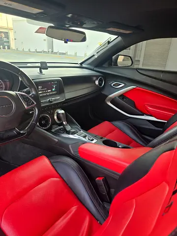 2018 Chevrolet CAMARO — фото 4