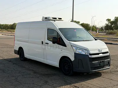 2020 Toyota Hiace high roof GLS - GCC