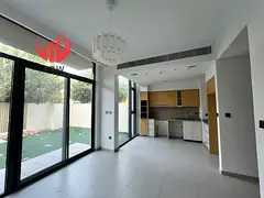 Villa | Private Garden | Park View |