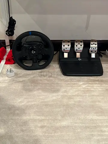 Logitec Stearing Wheel and Pedals