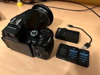 Nikon P950 + Accessories