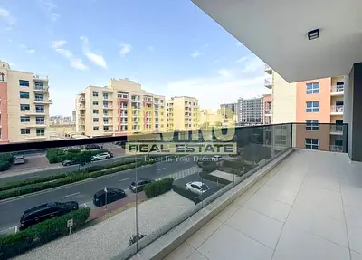 Spacious 2BR | Well-maintained | High Floor