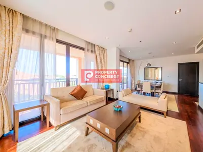 Corner Unit I Fully Furnished I Luxury | High ROI