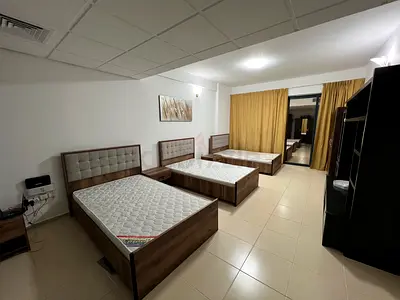 Fabulous Female BedSpace infront of Financial Metro Station