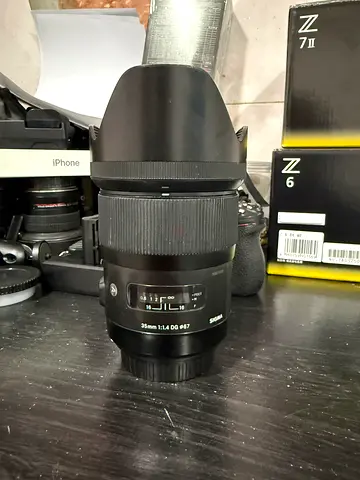 Sigma 35mm F1.4 lens for canon mount