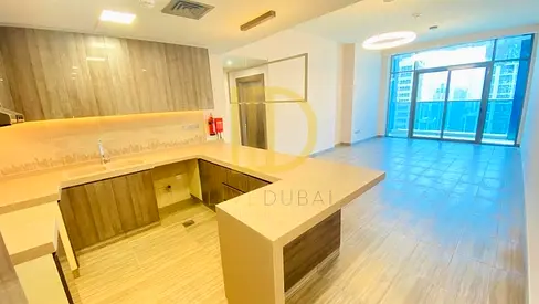 2 Bed + Storage | Lake View | High Floor | Vacant