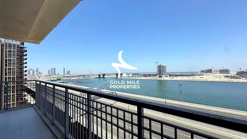 1 MONTH FREE | STUNNING 3 BR | Full sea view | 2 PARKING | NEAR METRO