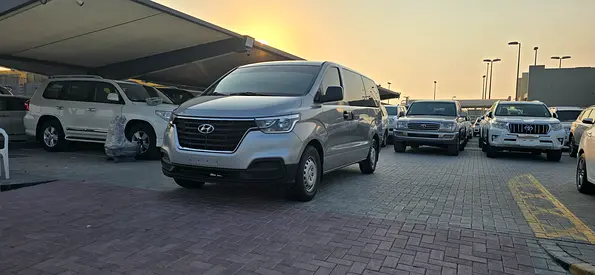 صورة 6 لـ 2019 Hyundai H1