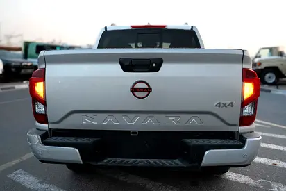 2025 Nissan NAVARA 缩略图 19