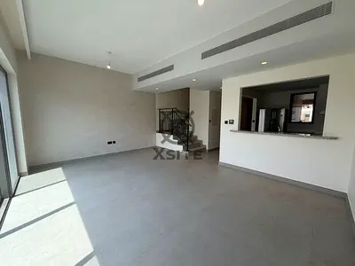 Spacious 4 BR | Modern Townhouse | Great Location