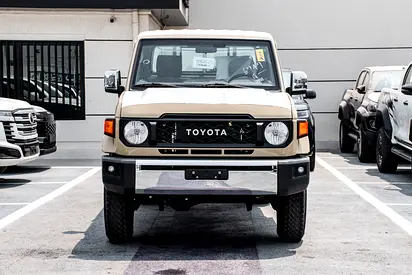 Toyota Land Cruiser 70 Series LC 79LX 4.0L 2026 GCC Specs