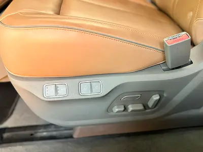 2023 Hyundai STARIA photo 15