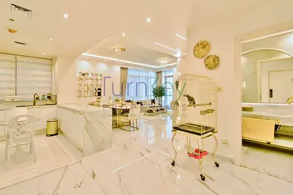 High-End 3BR | Furnished | Canal & Burj View | Vezul Tower Business Bay