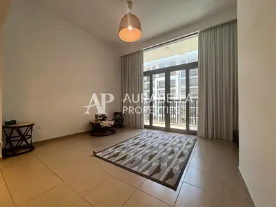 Main Square | Furnished | Pool View | Bright