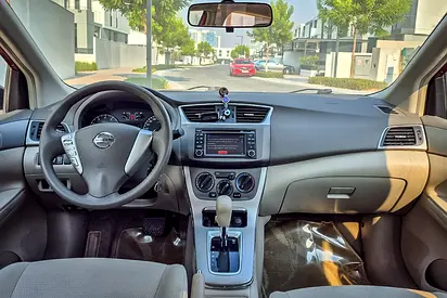 2015 Nissan TIIDA — фото 9