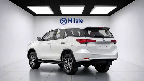 صورة 4 لـ 2025 Toyota FORTUNER