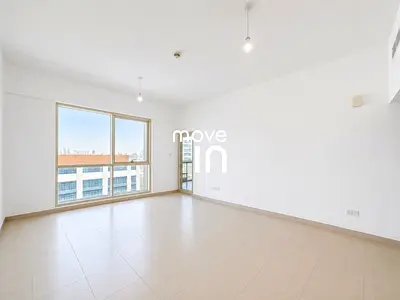 Spacious 1BR|Huge Balcony|Laundry|Equipped Kitchen