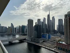 3 B/R + MAID | SPACIOUS APT | CANAL VIEW