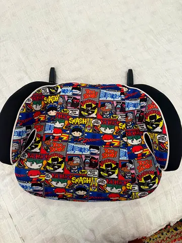 ISOFIX Kids’ High-Back Car Seat / Booster Seat — AED 150