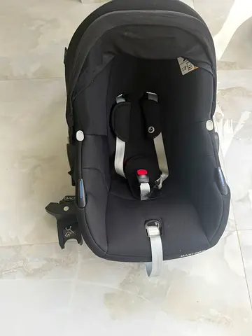 Baby Car Seat - Maxicosi -  Infant carrier - Cabriofix - I size