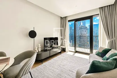 Elegant Apt | Modern Layout | Prime Location