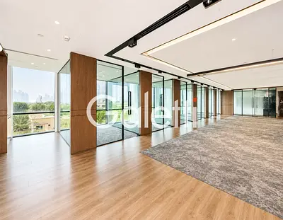 6 Parking Bays | Near Metro | Low Floor